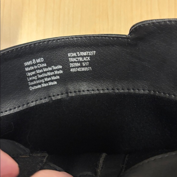 Kohl's Crift & Barrow Black Heeled Boots for Women - Picture 5 of 8